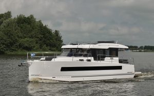 Northman 1200 Electric Motor Yacht