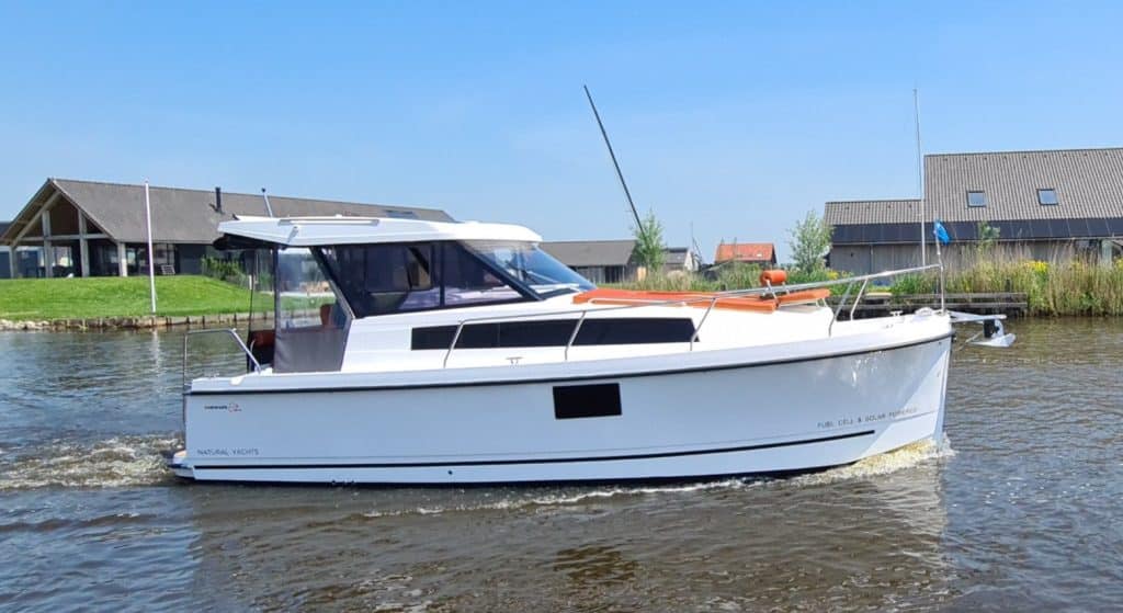 Nexus Revo 870 Hardtop Electric & Solar Powered