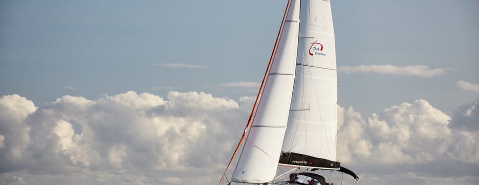 Maxus 34 Electric Segel Yacht Charter