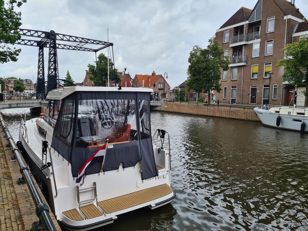 Nexus Revo 870 Hardtop Electric in Sneek