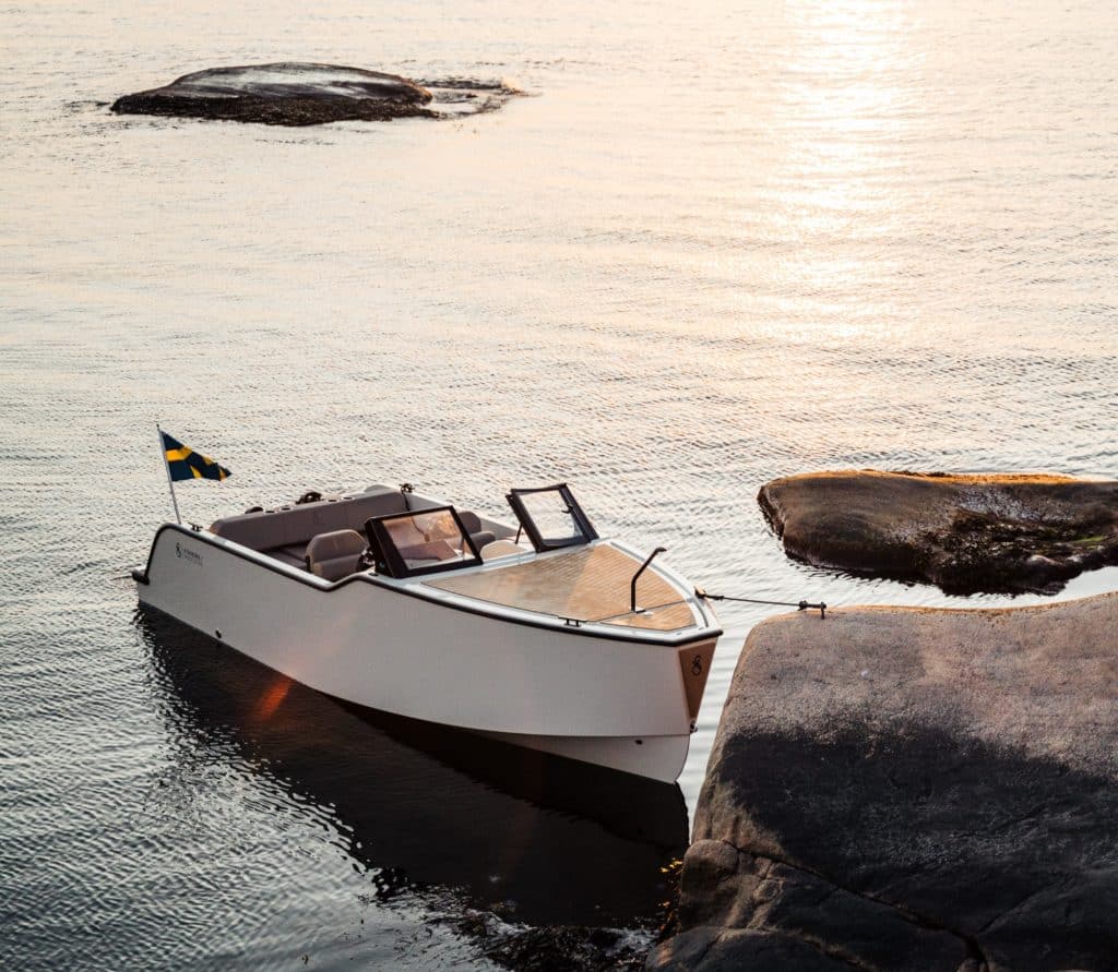 the X Shore 1 – a 6,5 meter electric day cruiser