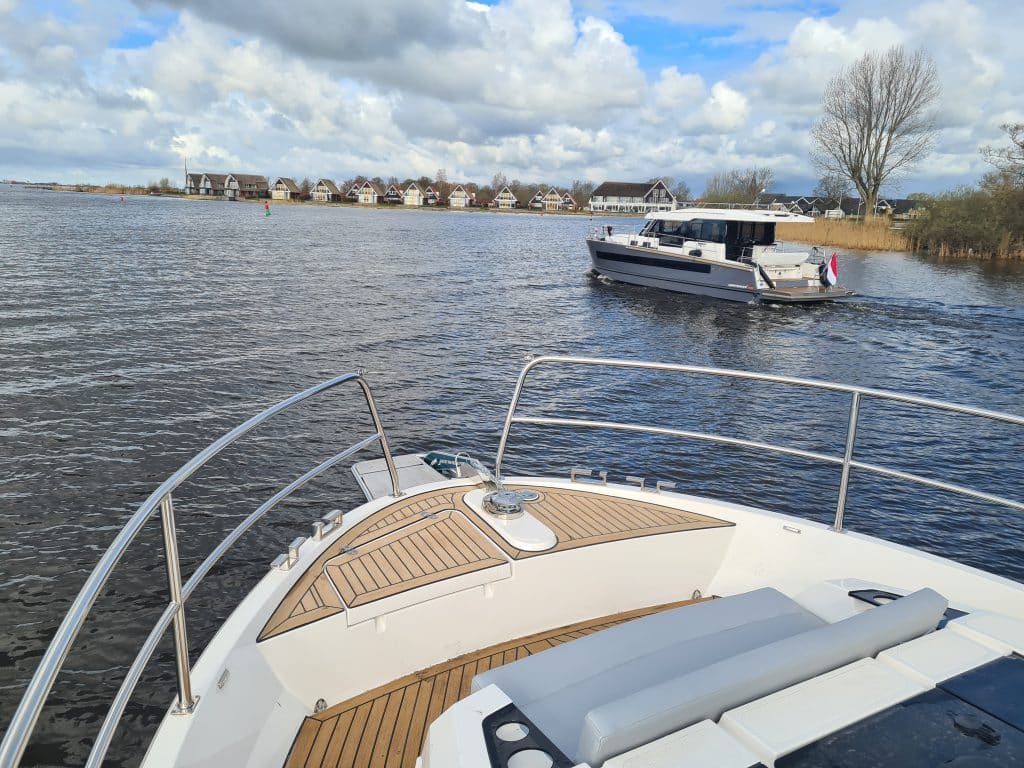 Charter the Northman 1200 Electric for your next boating holiday