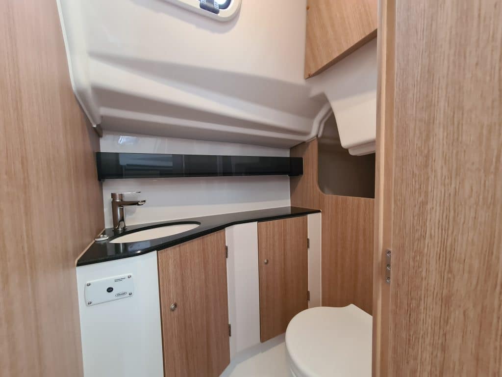 Maxus Evo 24 Electric Interior