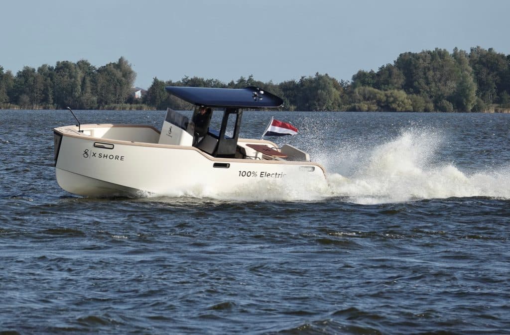 Eelex 8000 - electric boat