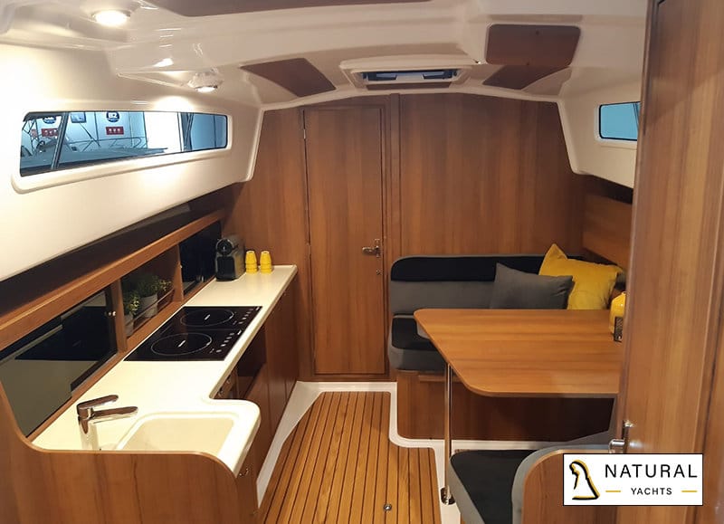 Nexus Revo 870 with a closed lay-out