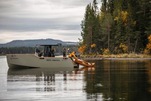 With minimalist design and flexible configuration, the Eelex 8000 offers a blank canvas