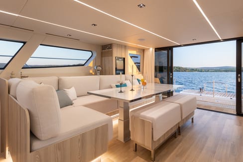 Omaya 50 Power Catamaran