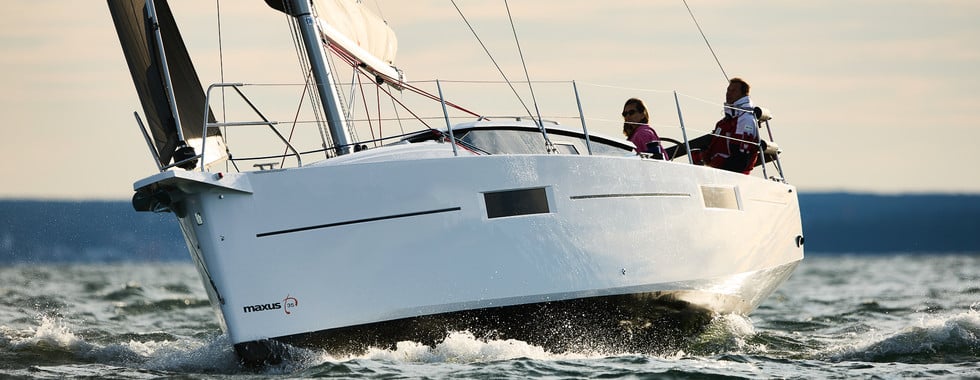 Maxus 35 Segel Yacht Charter